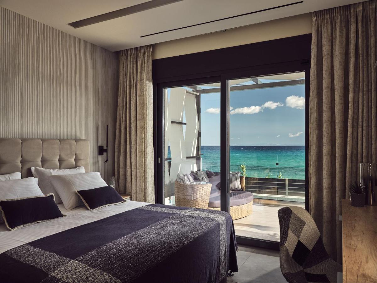 Blue View Villa - Coastal Elegance With Swim Spa, By Zantewize アリカナス エクステリア 写真